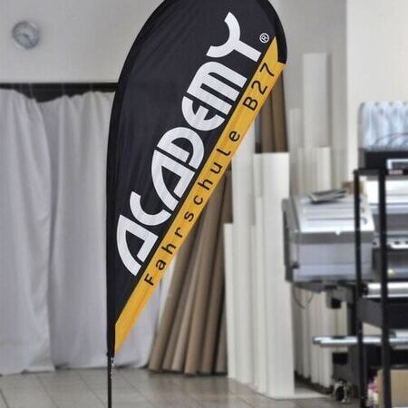 Werbefahnen und Beachflags für den Außenbereich