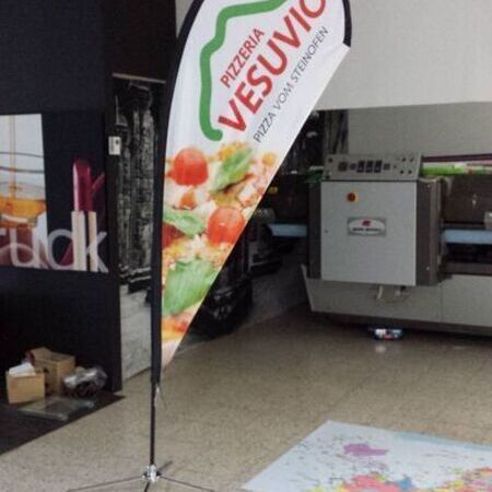 Werbefahnen und Beachflags für den Außenbereich