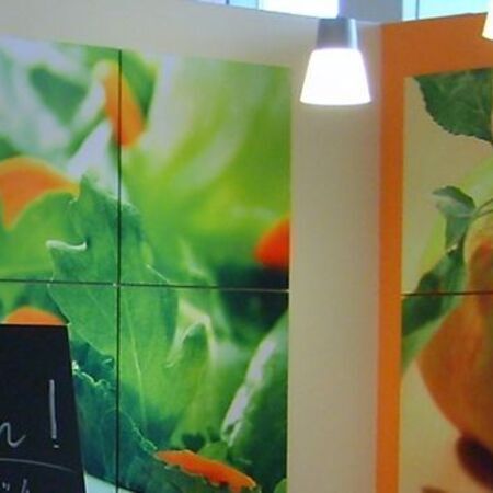 Silberner Aluminiumrahmen