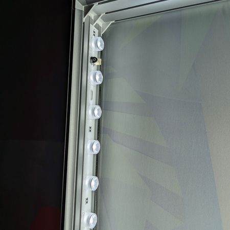 LED-Messewand-LEDUP_3 Bedruckte Leinwände im Alu- und Leuchtrahmen aus Fulda