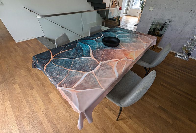 Individuell gestaltete Tischdecke